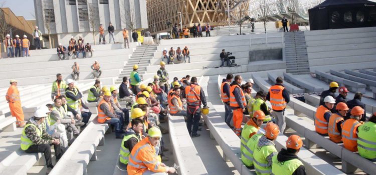 Expo, i contratti di lavoro nell’occhio del ciclone